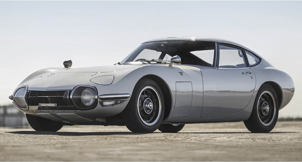 日本の「名車」が海外に流出！ アメリカの「25年ルール」を知っていますか？ 映画“007”には「トヨタ2000GT」が、“グラン・トリノ”では、「72年型 グラン・トリノ」がスクリーンで輝いている